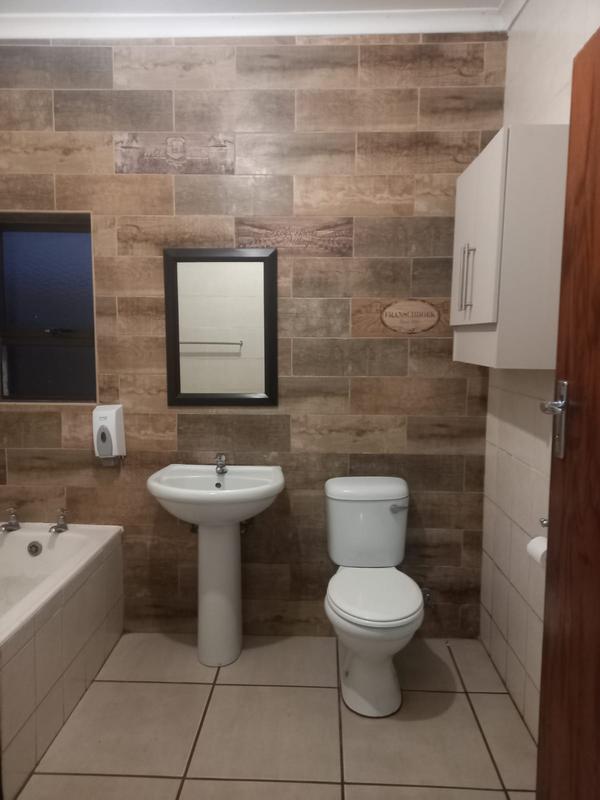 2 Bedroom Property for Sale in Albertinia Western Cape